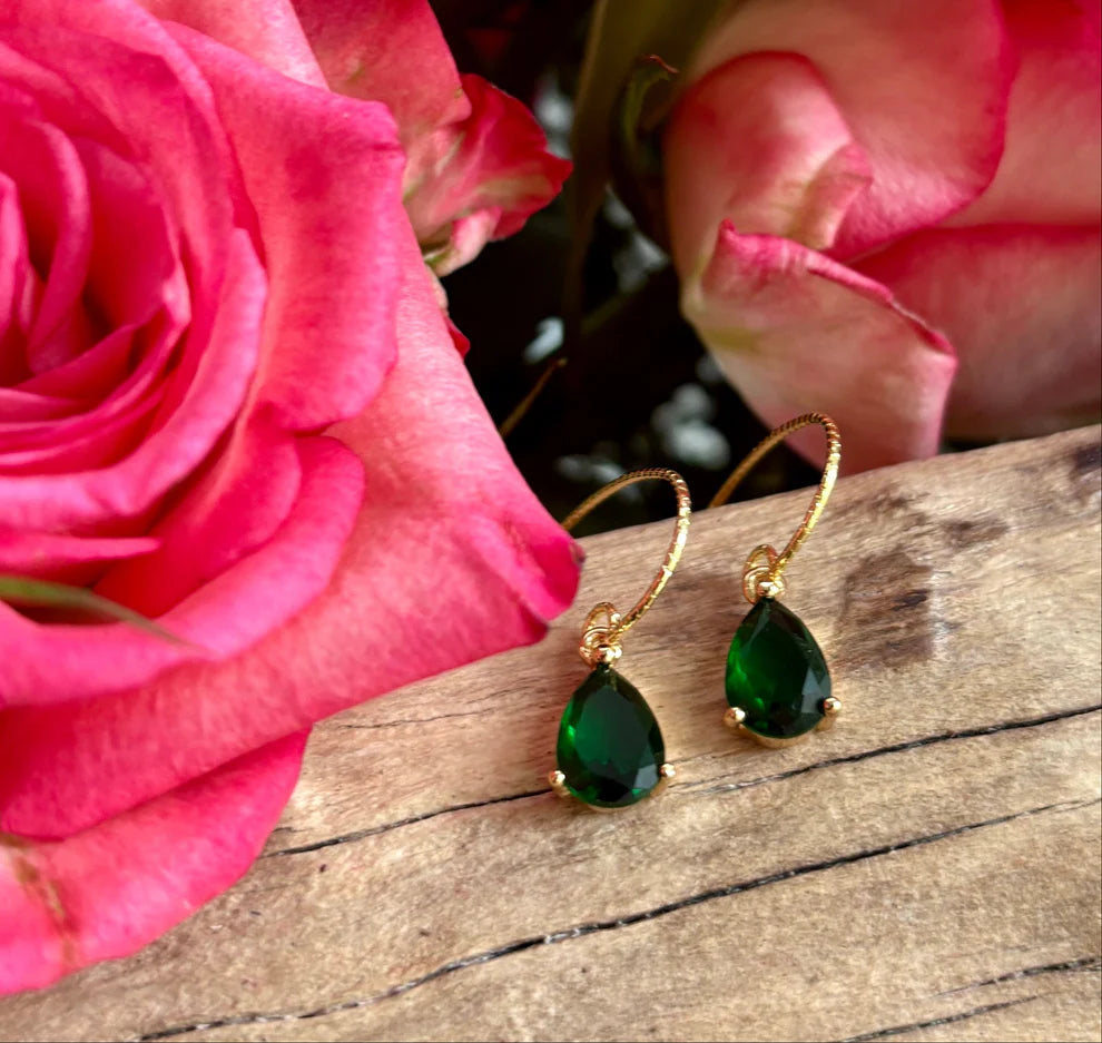 14ct Gold Plated Green Glass Drop Earrings